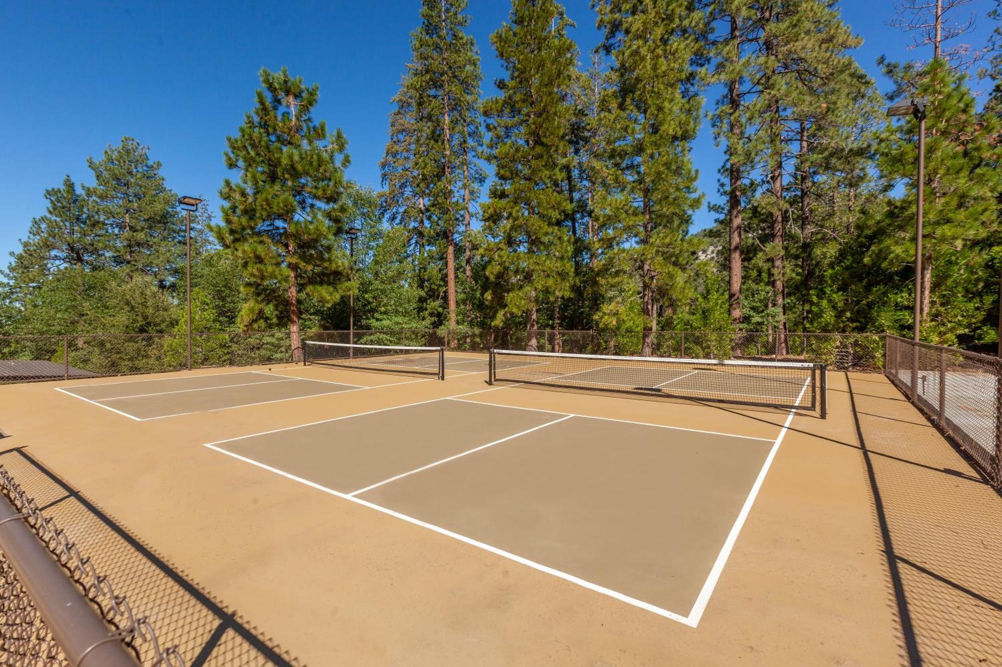 Tahquitz Pines Retreat Hotel Idyllwild Exterior photo