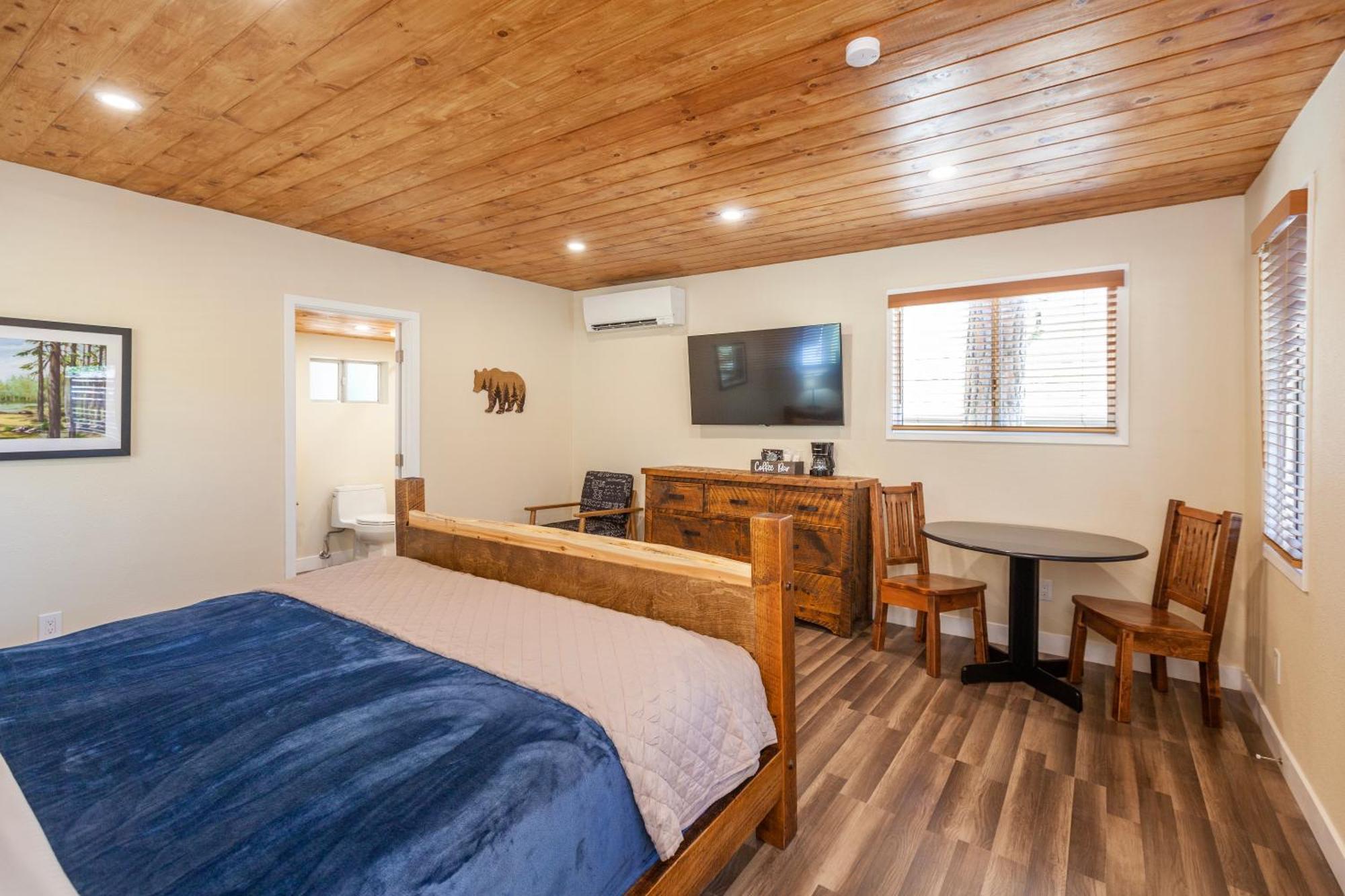 Tahquitz Pines Retreat Hotel Idyllwild Exterior photo