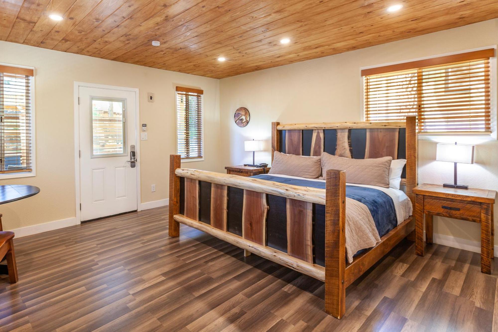 Tahquitz Pines Retreat Hotel Idyllwild Exterior photo
